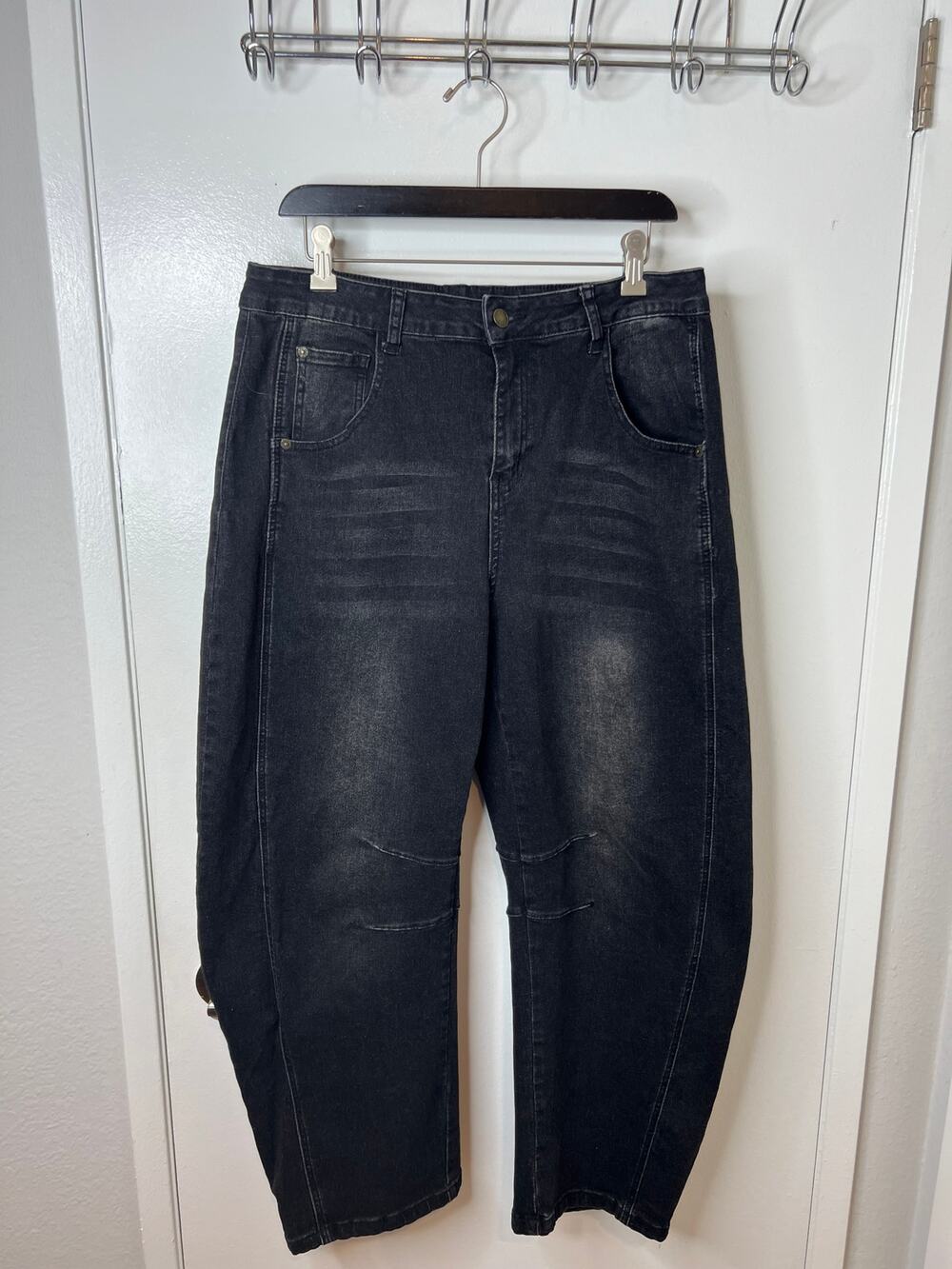 Classic Black Women's Cropped Denim High Waisted Stretch Barrel Jeans ~ Size XL